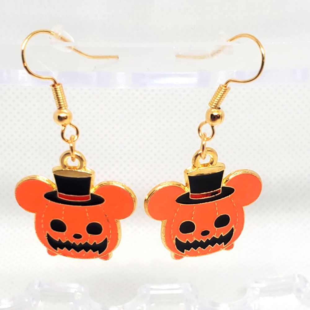 7/$10 Nightmare Before Christmas Earrings, New
